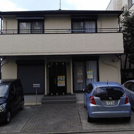 Guesthouse Cosmo Tokushima Exteriör bild